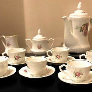 Vintage Wtocktawek Tea Set Made In Poland 17 piece Tea Set Floral Design